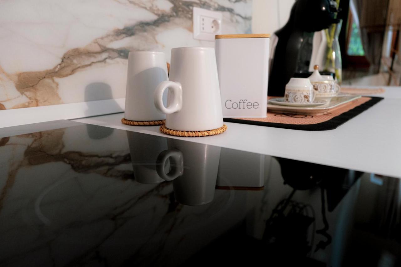 Suite Yenne Cagliari Bagian luar foto