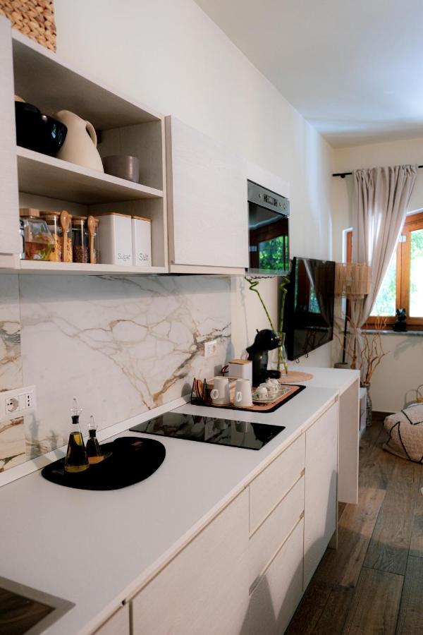 Suite Yenne Cagliari Bagian luar foto